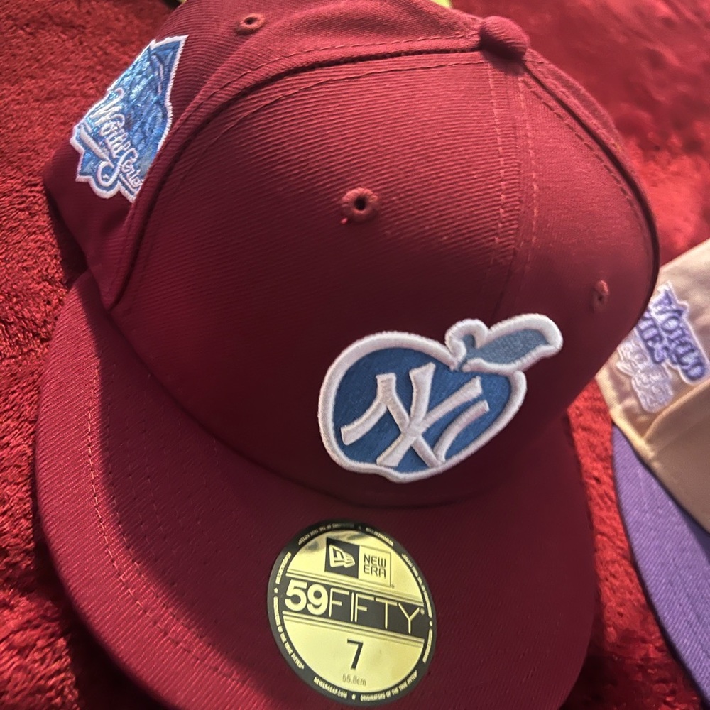 Fitted Hats All sizes Limited Addition All Colors available!